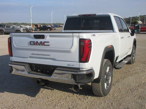 2026 GMC Sierra 2500 SLT