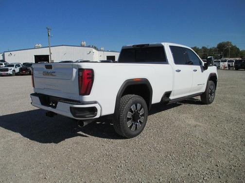 2026 GMC Sierra 3500 Denali