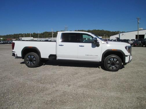 2026 GMC Sierra 3500 Denali