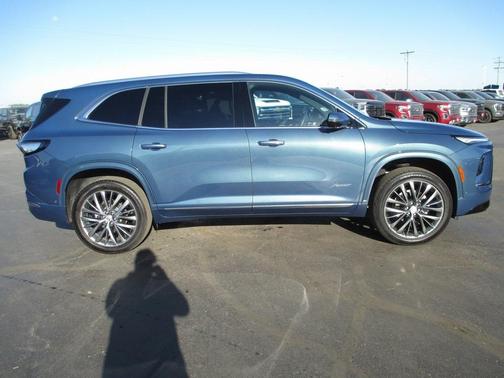 2025 Buick Enclave Avenir