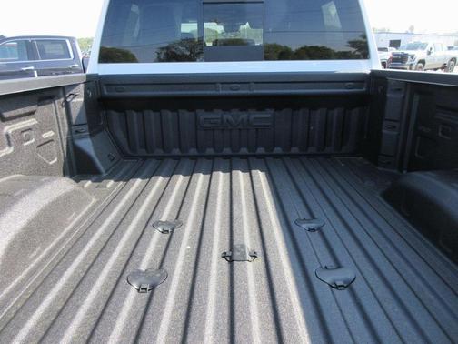 2025 GMC Sierra 2500 AT4