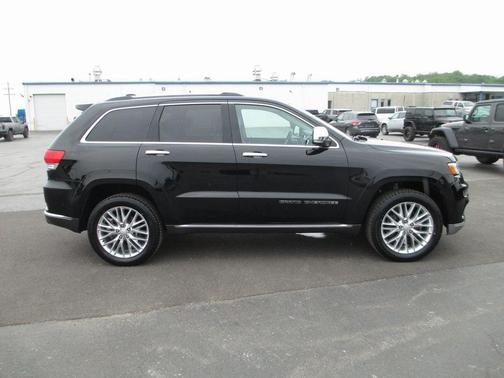 2018 Jeep Grand Cherokee Summit