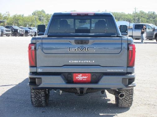 2025 GMC Sierra 2500 Denali