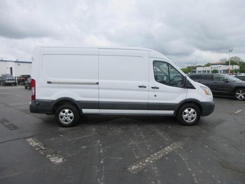 2017 Ford Transit-250 148 WB Medium Roof Cargo