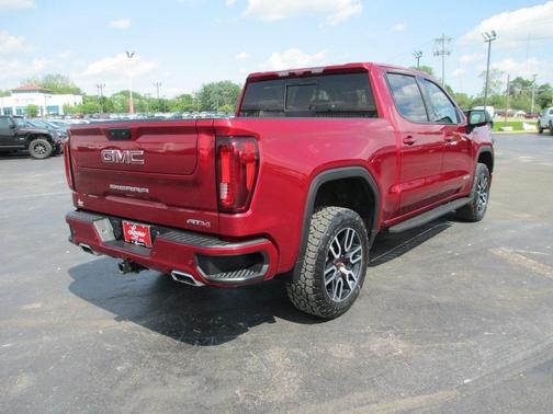 2023 GMC Sierra 1500 AT4