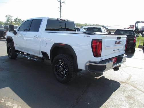 2021 GMC Sierra 2500 SLT