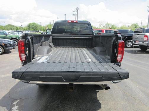 2022 GMC Sierra 2500 SLE