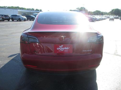 Red Multi 2022 Tesla Model 3 Performance