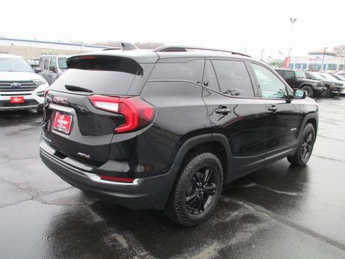 2022 GMC Terrain AT4
