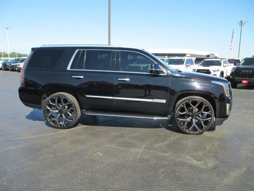 2018 Cadillac Escalade Premium Luxury