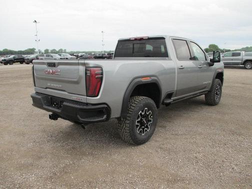 2025 GMC Sierra 2500 AT4X