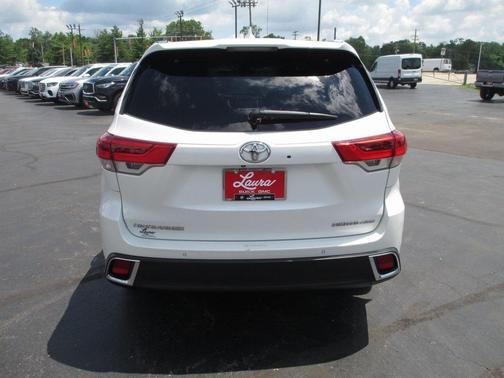 2019 Toyota Highlander Limited Platinum