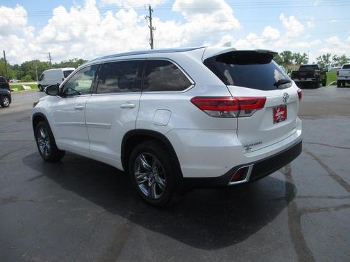 2019 Toyota Highlander Limited Platinum