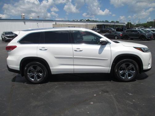2019 Toyota Highlander Limited Platinum