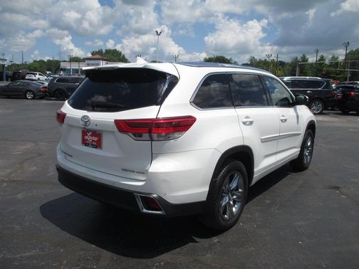 2019 Toyota Highlander Limited Platinum