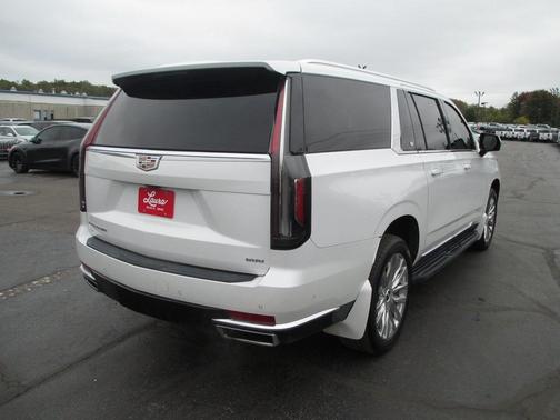 2022 Cadillac Escalade ESV Premium Luxury