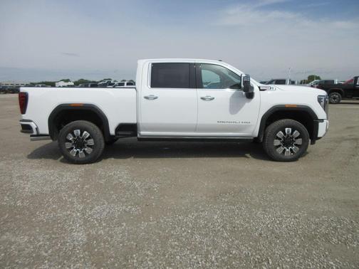2025 GMC Sierra 3500 Denali