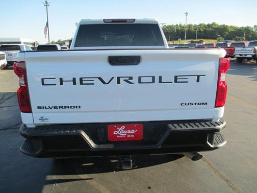 2022 Chevrolet Silverado 2500 Custom