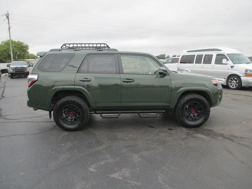 2022 Toyota 4Runner TRD Off Road Premium