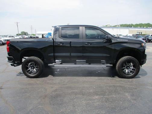 Black 2019 Chevrolet Silverado 1500 RST