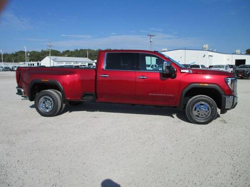2026 GMC Sierra 3500 SLT