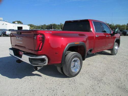 2026 GMC Sierra 3500 SLT