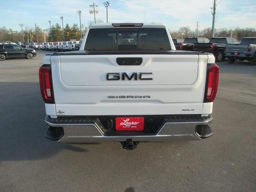 2022 GMC Sierra 1500 Limited SLT