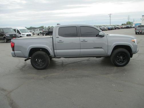 Cement 2021 Toyota Tacoma SR5