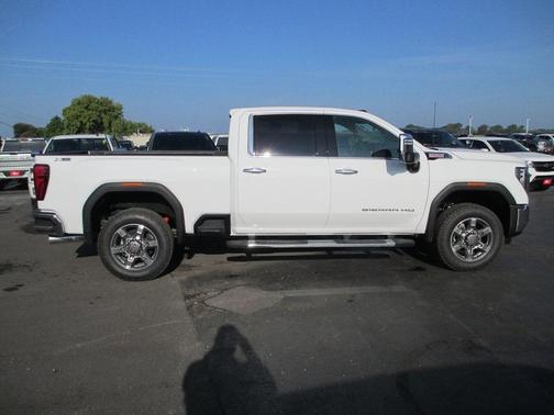 2025 GMC Sierra 2500 SLT