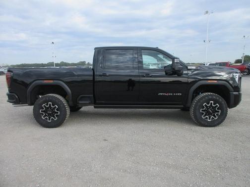 2026 GMC Sierra 2500 AT4X