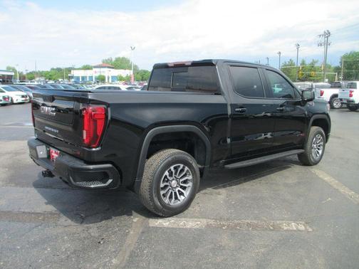 Onyx Black 2022 GMC Sierra 1500 Limited AT4
