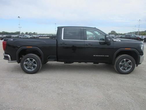 2026 GMC Sierra 2500 SLE