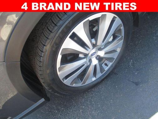 Magnetite Gray Metallic 2019 Subaru Ascent Limited 8-Passenger