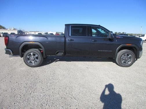 2026 GMC Sierra 3500 SLE