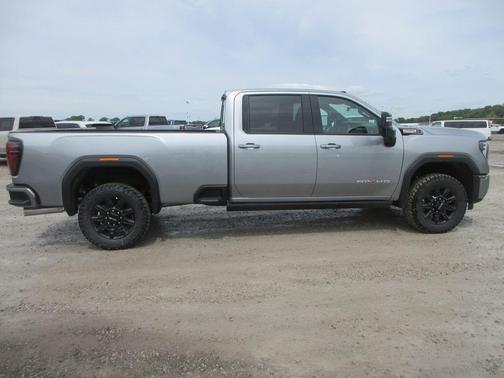 Sterling 2026 GMC Sierra 3500 AT4