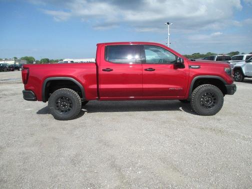 2025 GMC Sierra 1500 AT4X