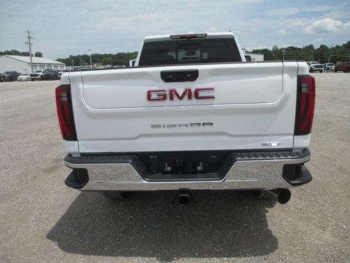 2025 GMC Sierra 3500 SLT