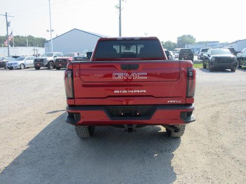 2025 GMC Sierra 2500 AT4