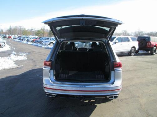 2024 Volkswagen Atlas 2.0T SEL Premium R-Line