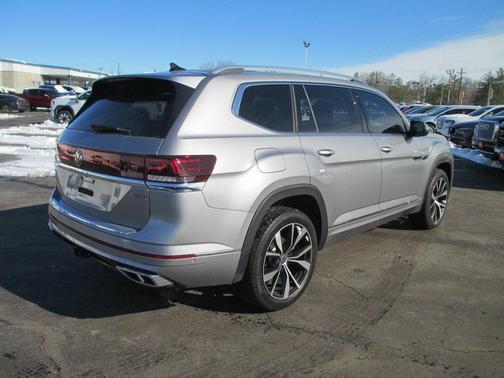 2024 Volkswagen Atlas 2.0T SEL Premium R-Line
