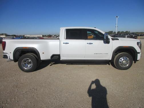 2026 GMC Sierra 3500 Denali Ultimate