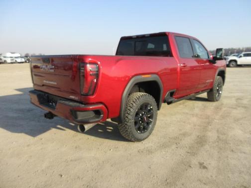 2025 GMC Sierra 2500 AT4