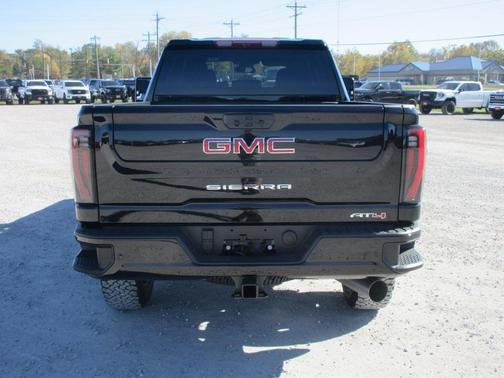 2026 GMC Sierra 3500 AT4