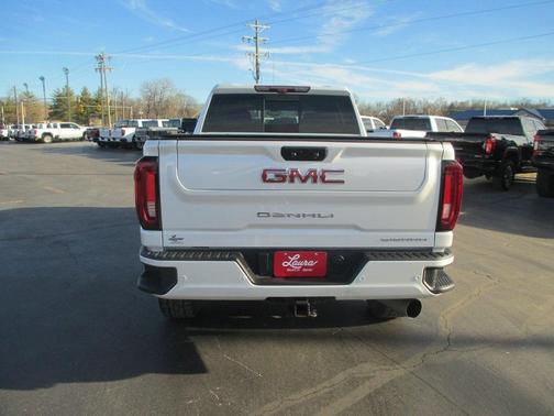 2023 GMC Sierra 2500 Denali