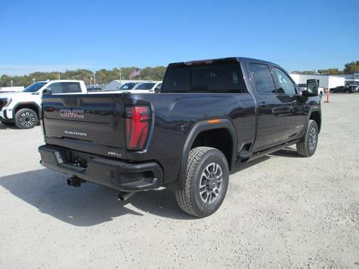 2026 GMC Sierra 2500 AT4