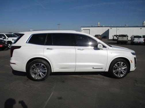 2024 Cadillac XT6 Premium Luxury AWD