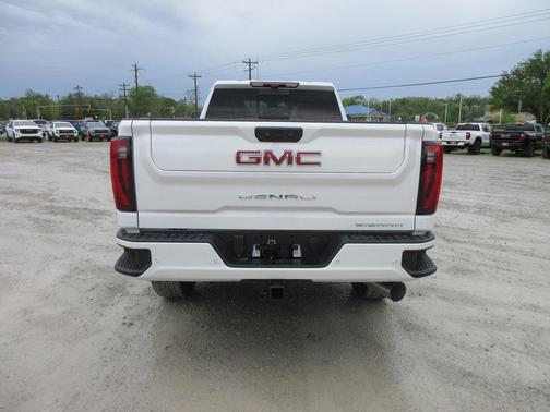 2025 GMC Sierra 3500 Denali