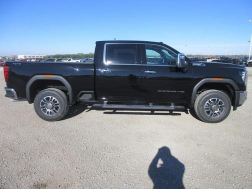 2026 GMC Sierra 2500 SLT