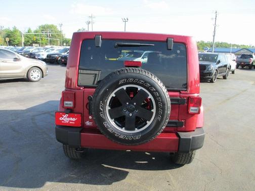 2012 Jeep Wrangler Unlimited Sahara