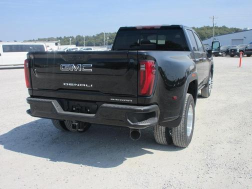 2026 GMC Sierra 3500 Denali Ultimate